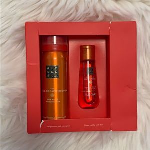 NWT GIFT SET THE‎ RITUAL OF HAPPY BUDDA